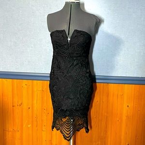 🔥3 for $15 Sale- Forever 21 strapless black lace dress size small